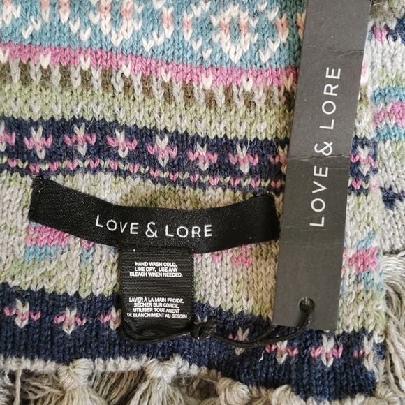 Scarf - Picture 4 of 4